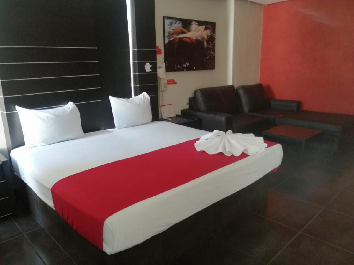 Auto Hotel Las Maravillas Santa Cruz Xoxocotlán Dış mekan fotoğraf